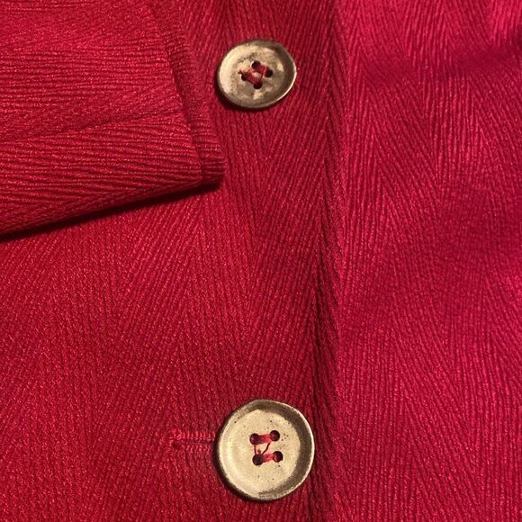 Red blazer exclusively for Mary Kay by twin hill gold hardware size small - Picture 4 of 8